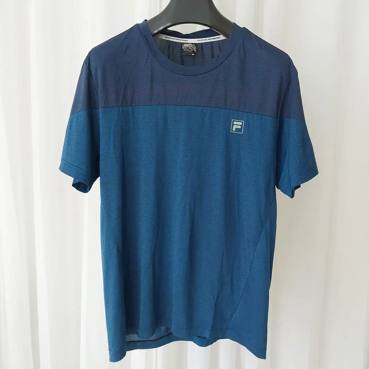 FILA Men's Vahn Short Sleeve Round Neck Tee Size 95 C9170