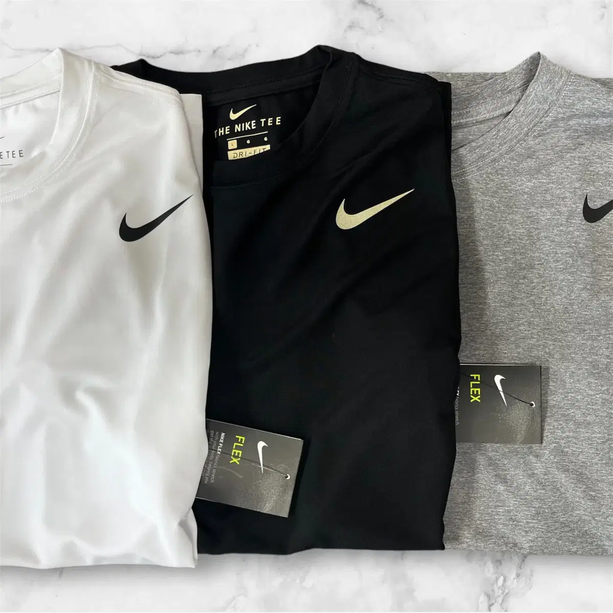 (Authentic) New Nike Short Sleeve DryFit Legend 2.0