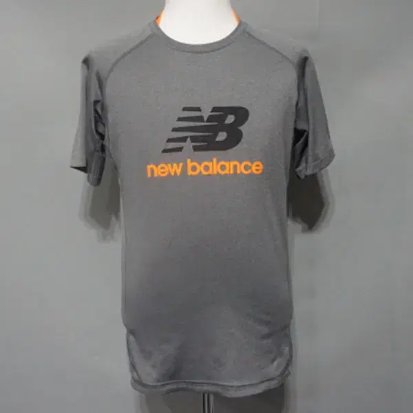 M9125 - New Balance Men's Size 95 Gray Logo Point Short Sleeve T-Shirt