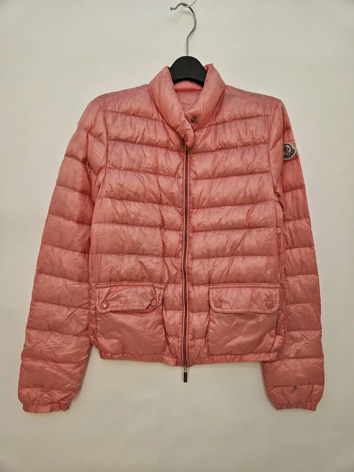 Moncler Lance Lightweight Padded Jacket sells.