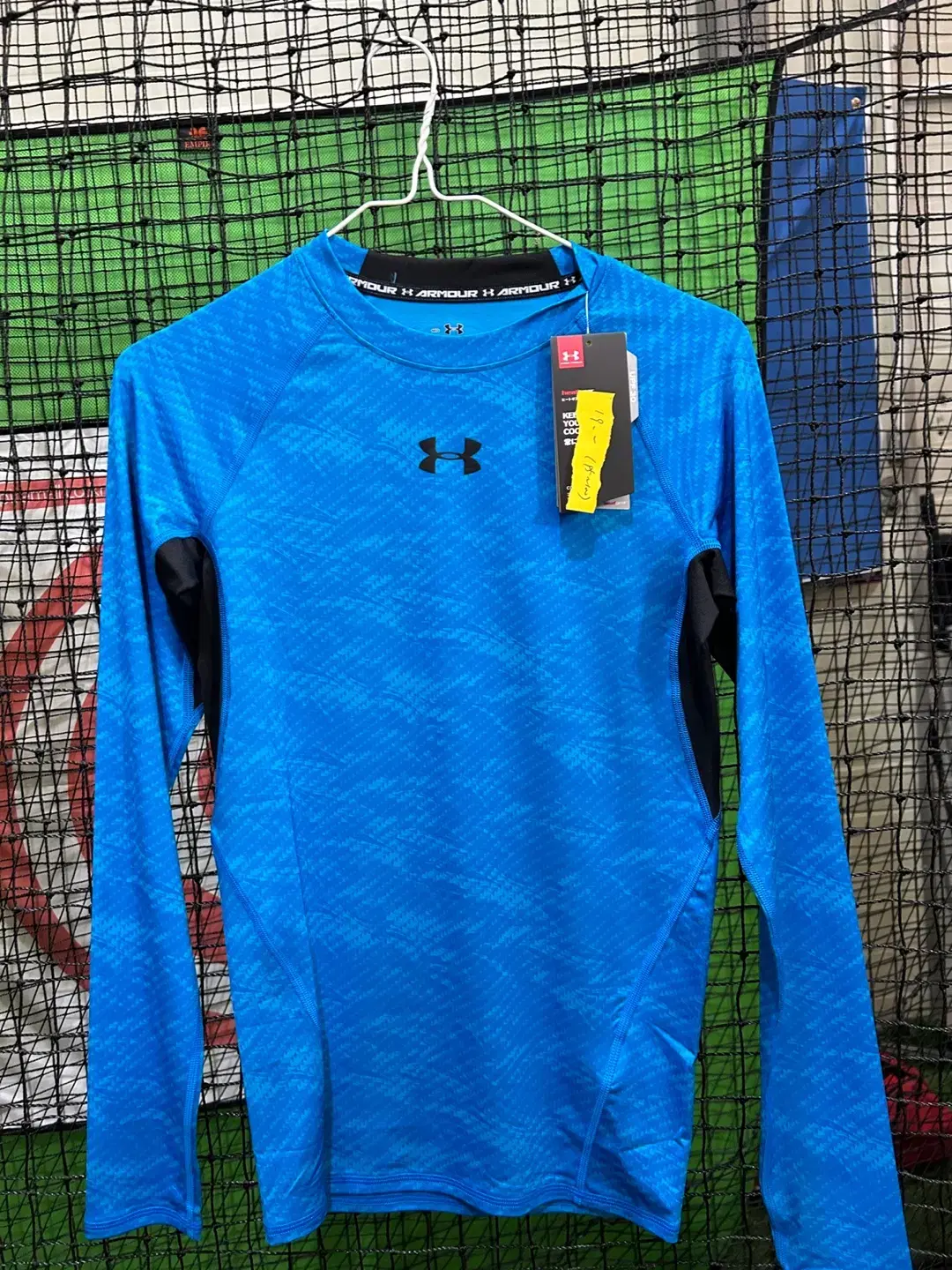 Under Armour Undertee size M