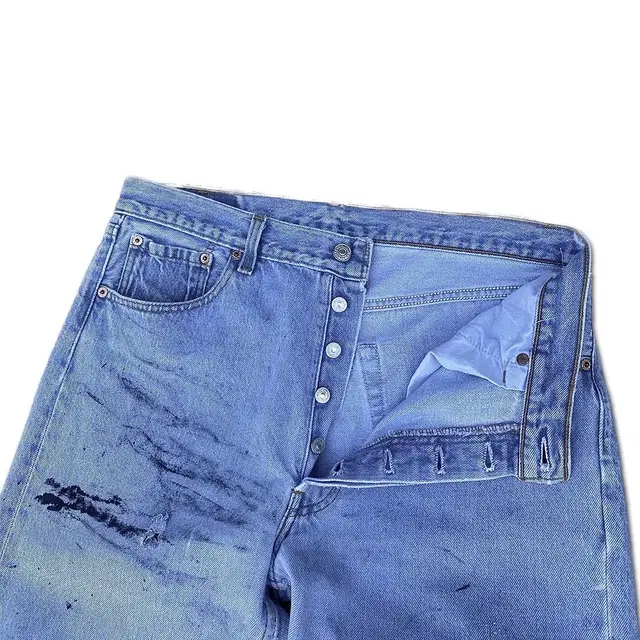 90's Levis 501 Distressed Jeans