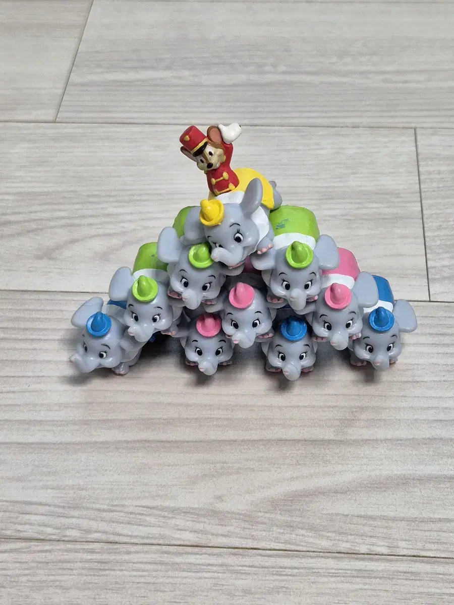 Tokyo Disney Resort Dumbo Timothy Pyramid Tower Stacking Jojo Figure