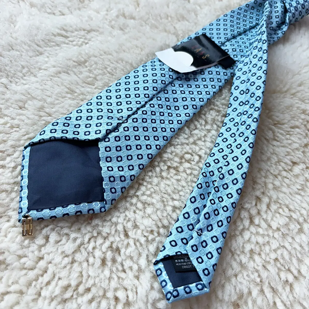 bloo, blue pattern tie, new product