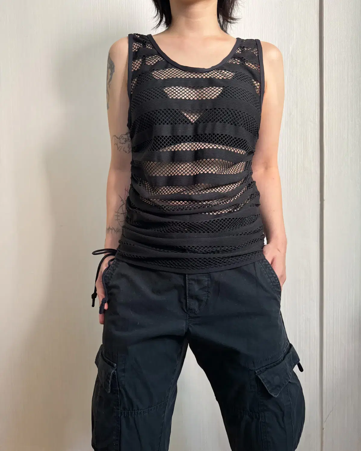 Side shirring see through sleeveless