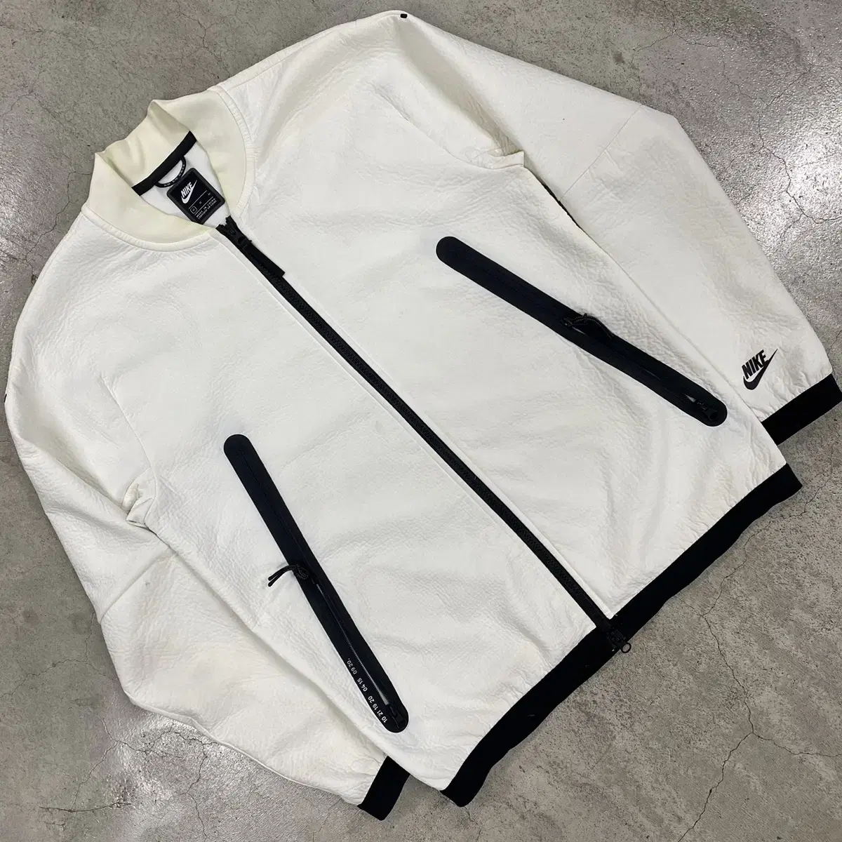 Nike Logo Diagonal Zip White Track Jacket