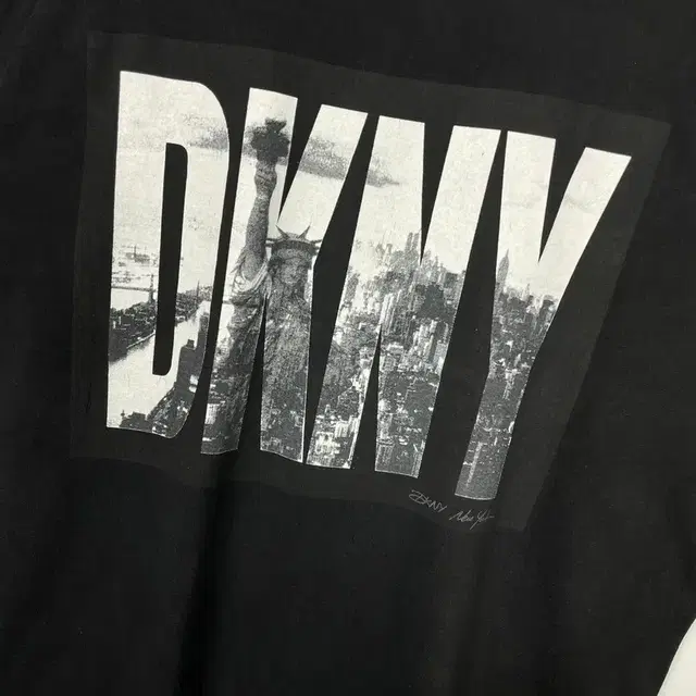 90s DKNY 도카나란뉴욕 반팔 티셔츠