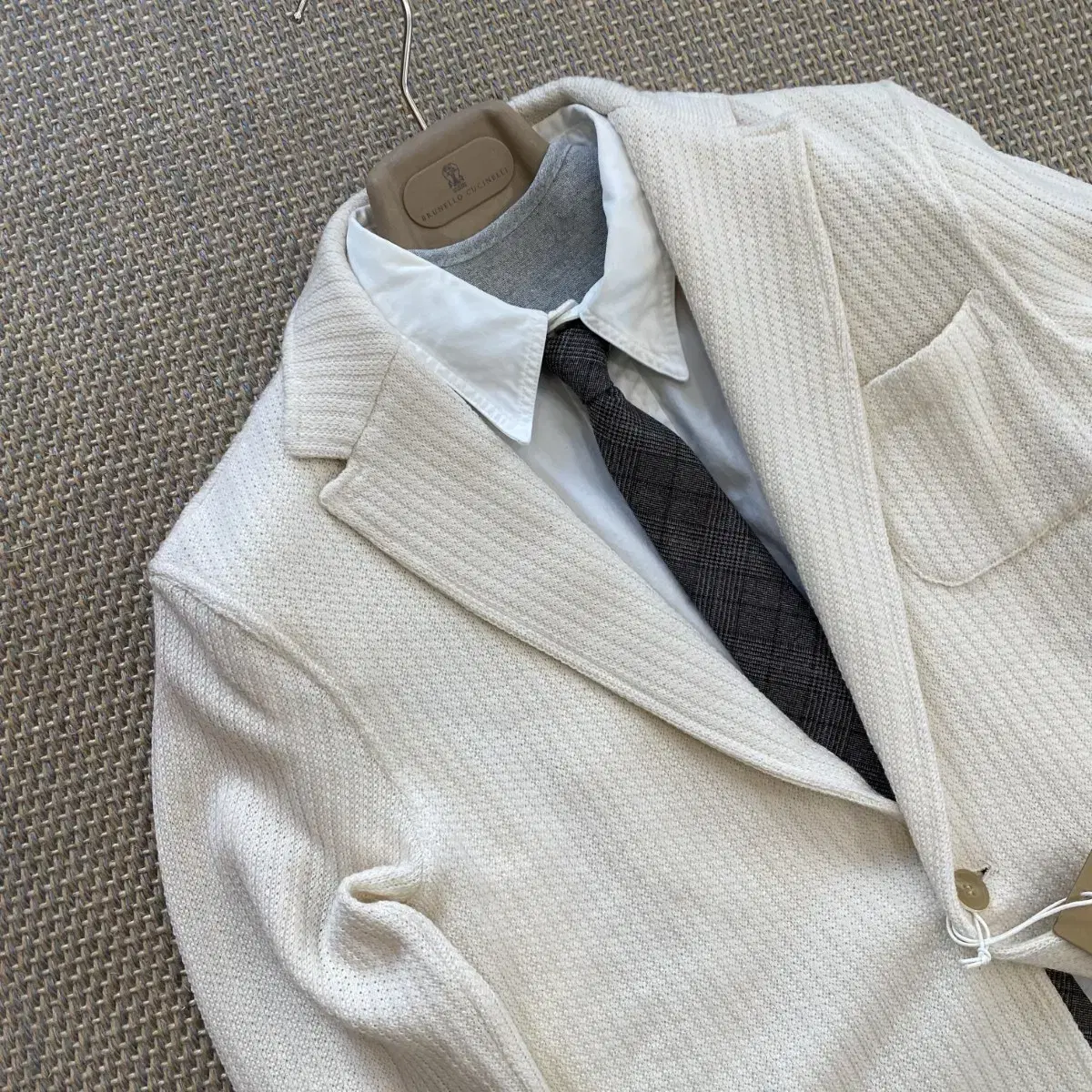 Altea Italian finest old-money look creamy white knit blazer