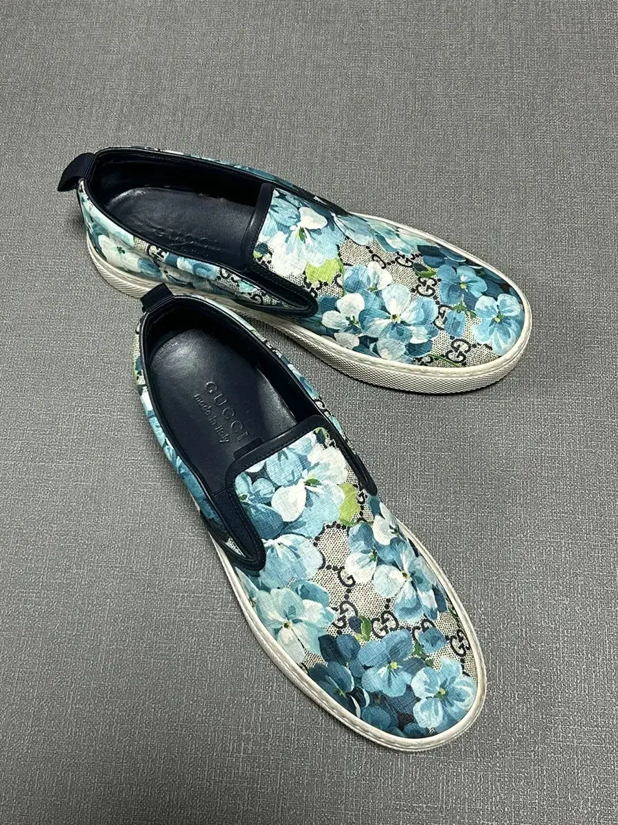 limited edition, Gucci Bloom Slip-On Sneakers