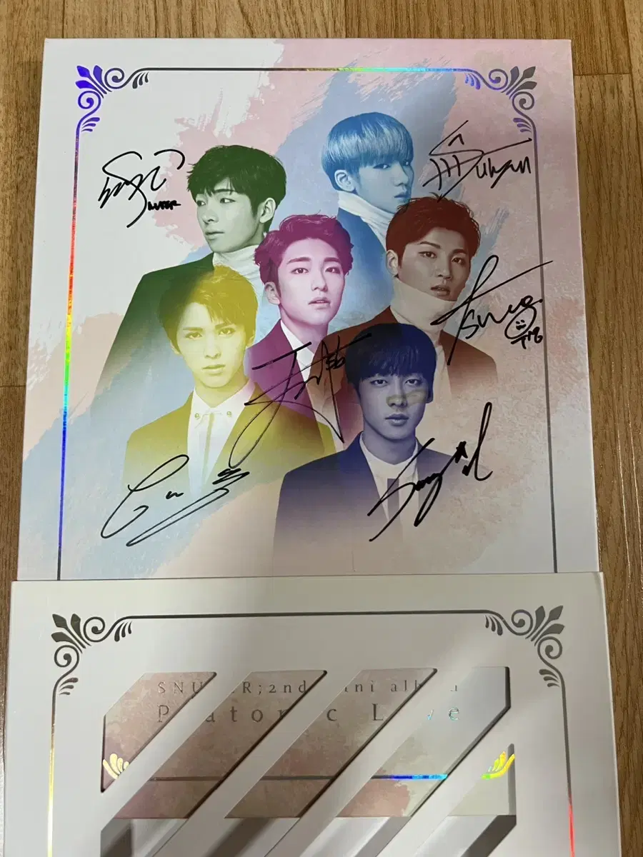 Snuper handwritten sign album