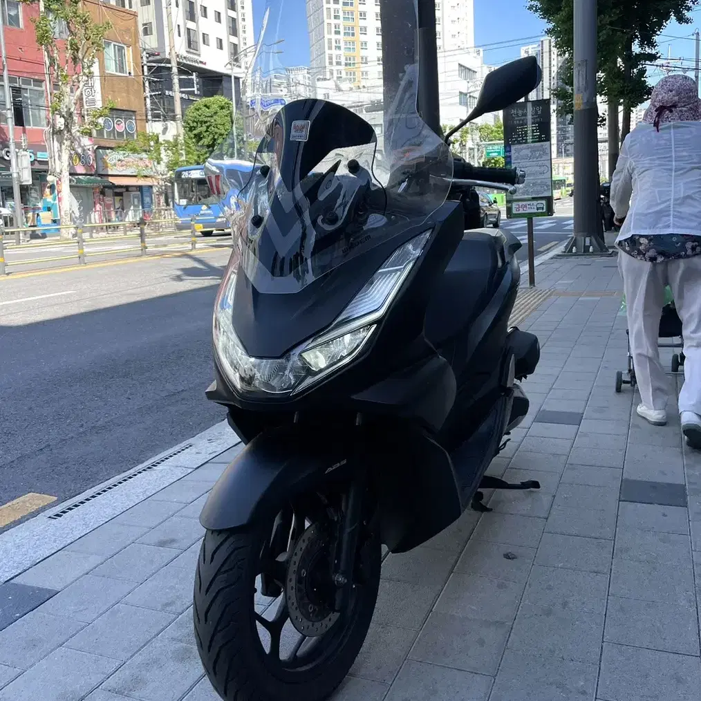 혼다 pcx125 21년식abs 판매 합니다