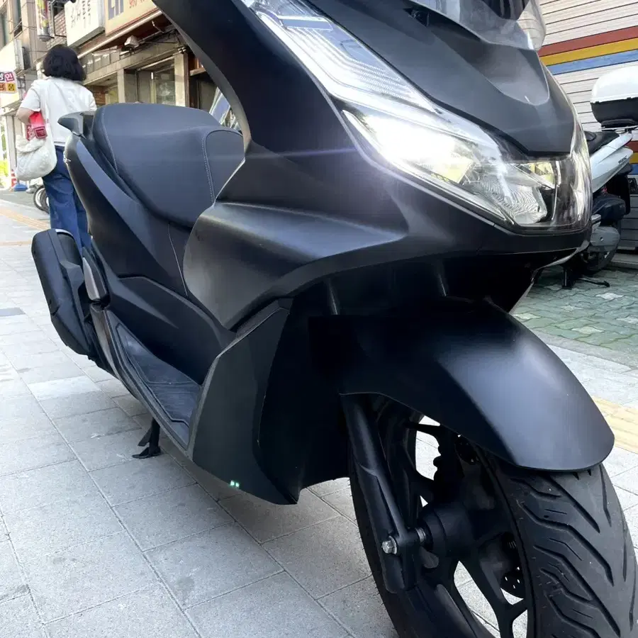 혼다 pcx125 21년식abs 판매 합니다