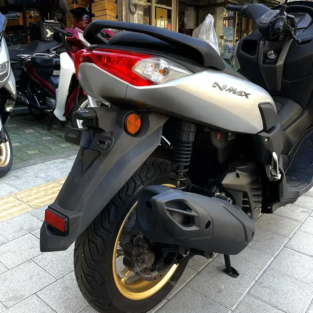 nmax125abs 판매 합니다