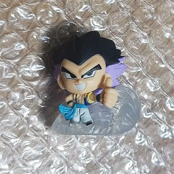 "Dragon Ball" Gotenks Mini-Figure (Genuine) sell 