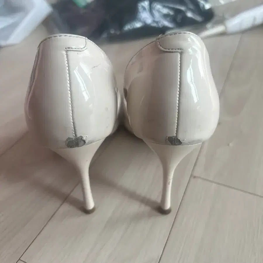 스틸레토 아이보리 구두 9cm 230