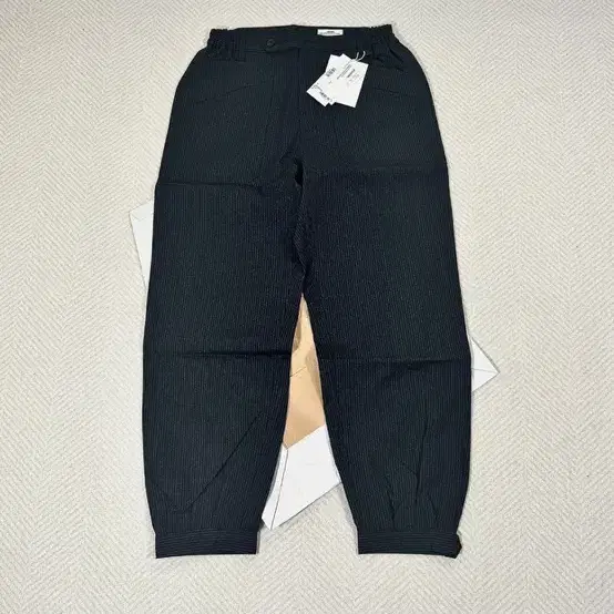 [2]비즈빔24ss Carrol Pants Santome캐롤 팬츠