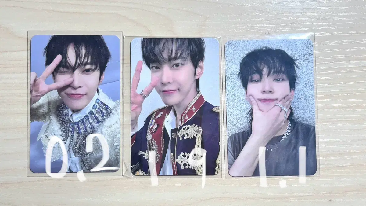 doyoungphotocardSell Fact Check Golden E.JI