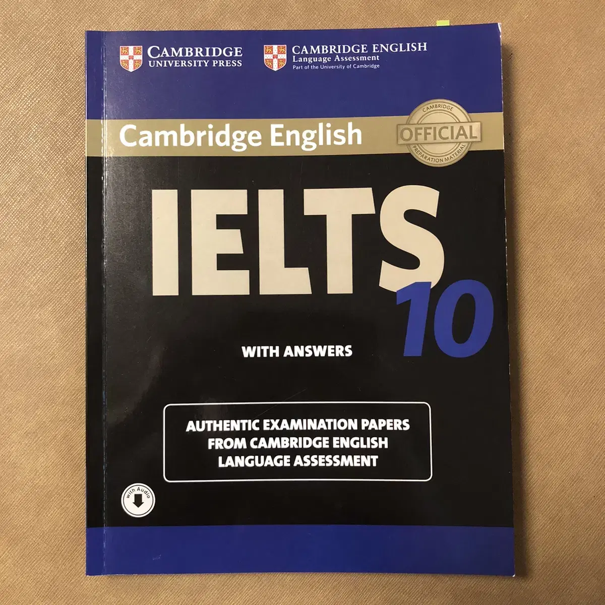 IELTS 10 (almost new)