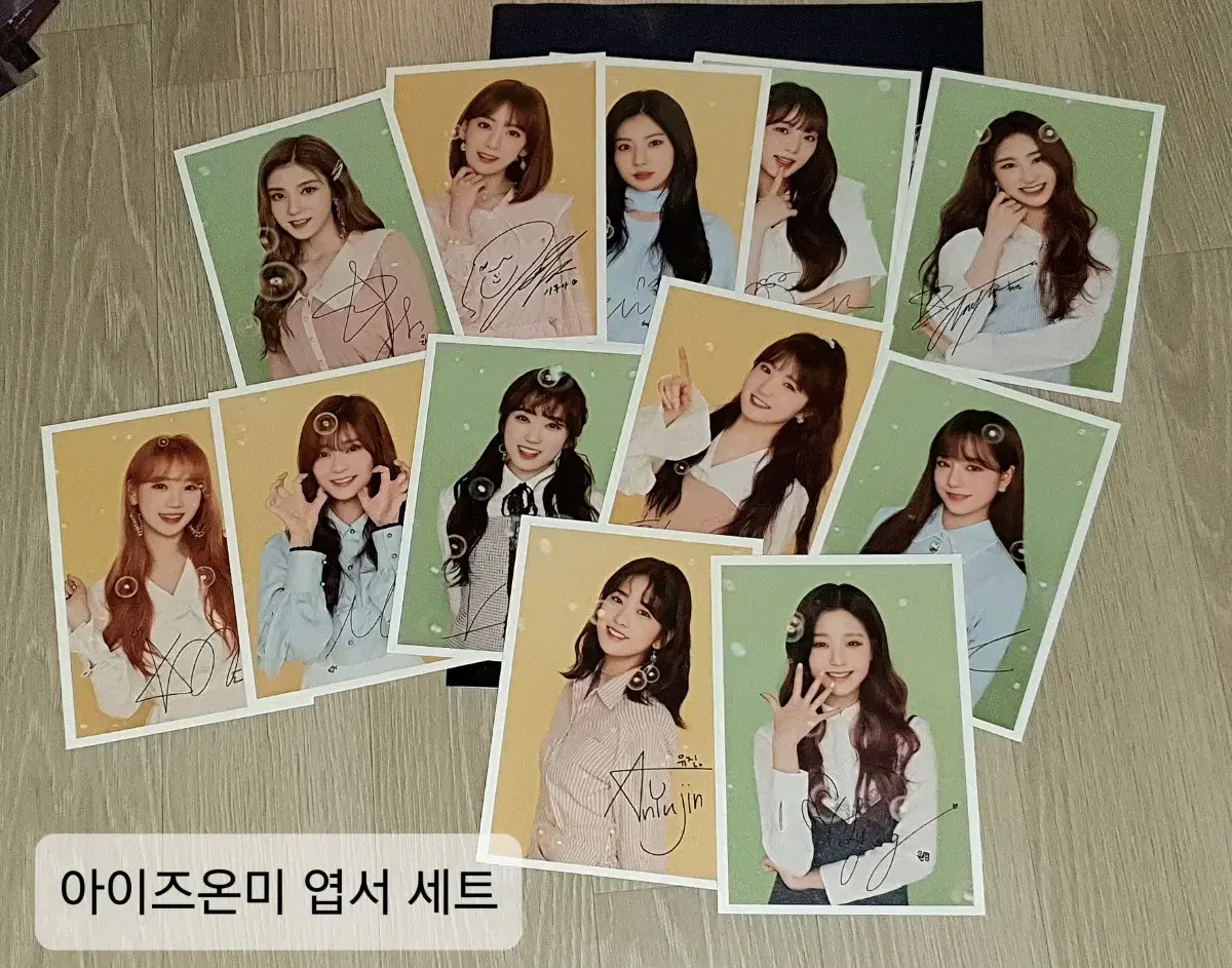 IZ*ONE concert official goods md Sell photo kards