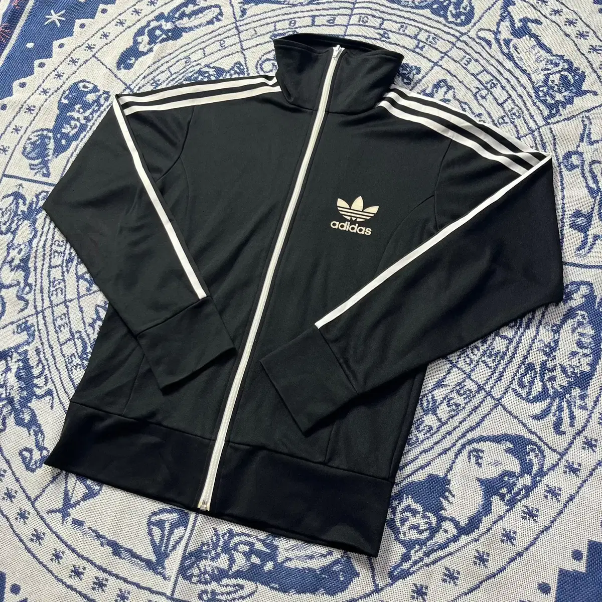 [ADIDAS] Adidas Europa Jersey Tracktop Black/White