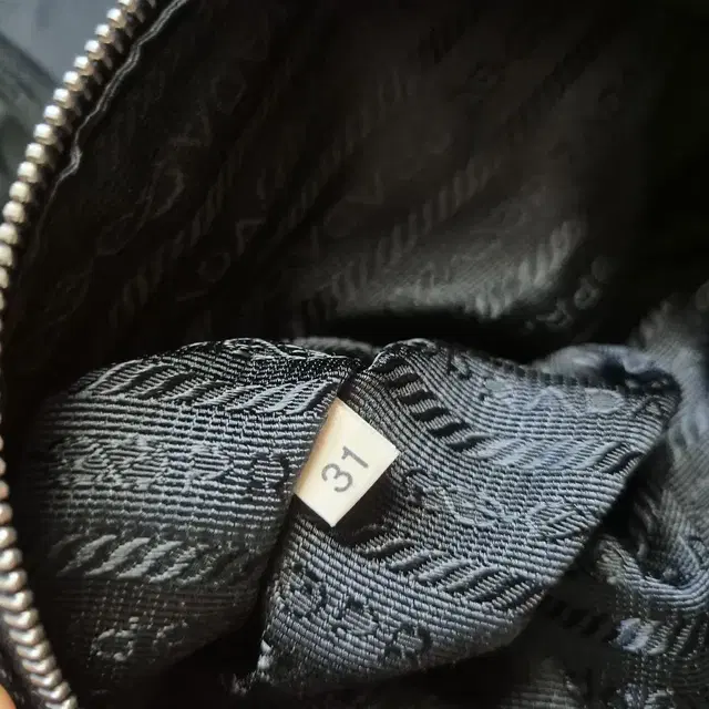 Prada 프라다 tessuto nylon shoulder bag