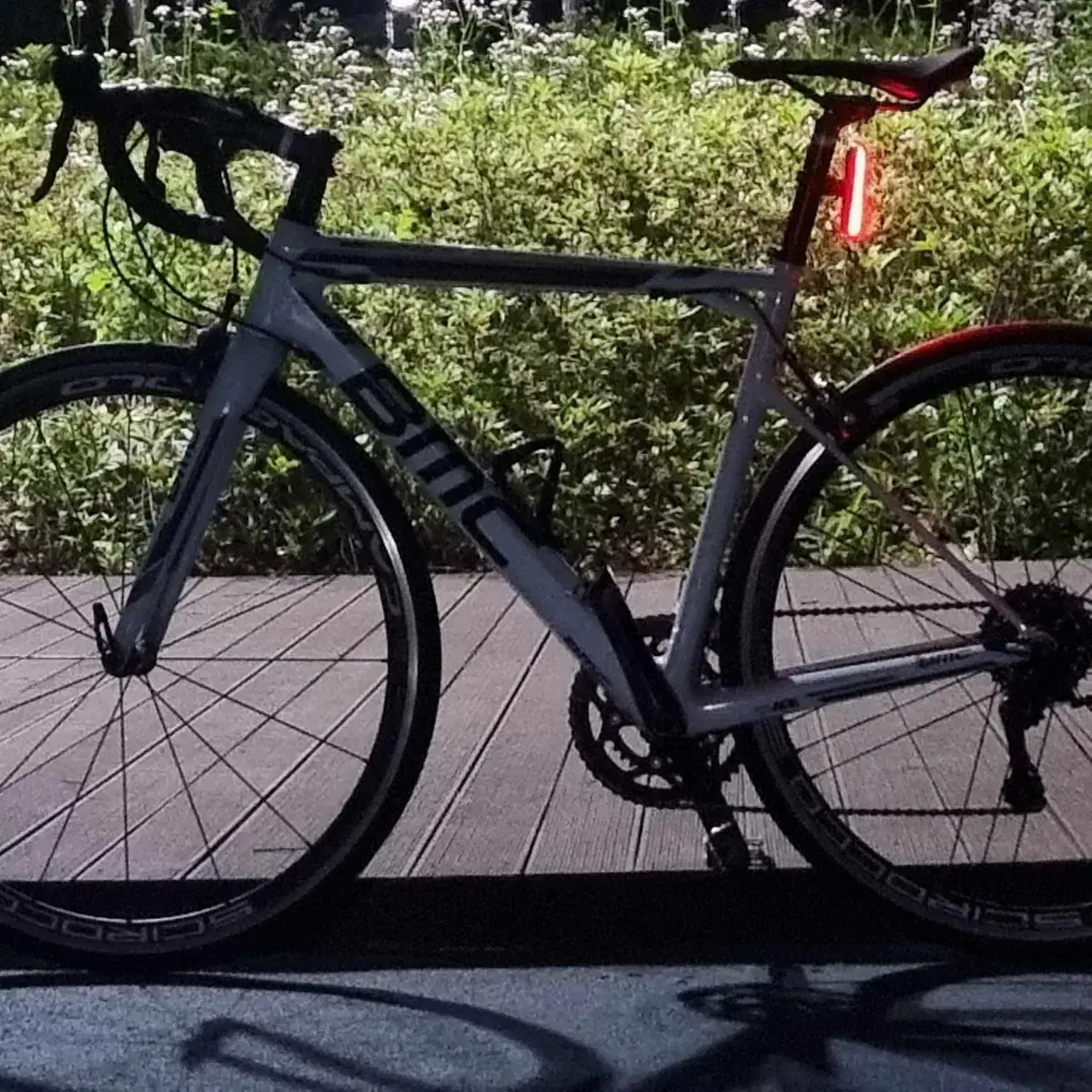 BMC 팀머신 SLR03 급처합니다 ( UCI 인증, 마크 있음 )