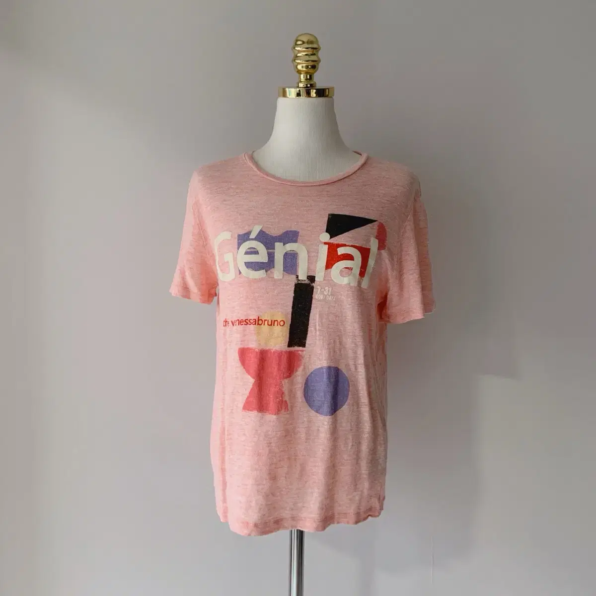 55 Vanessa Bruno Ate T-shirt (100% linen)