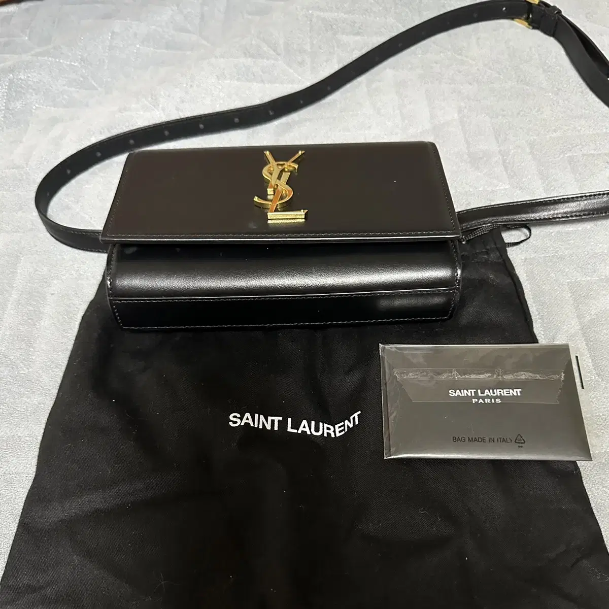 YSL 생로랑 케이트 벨트백