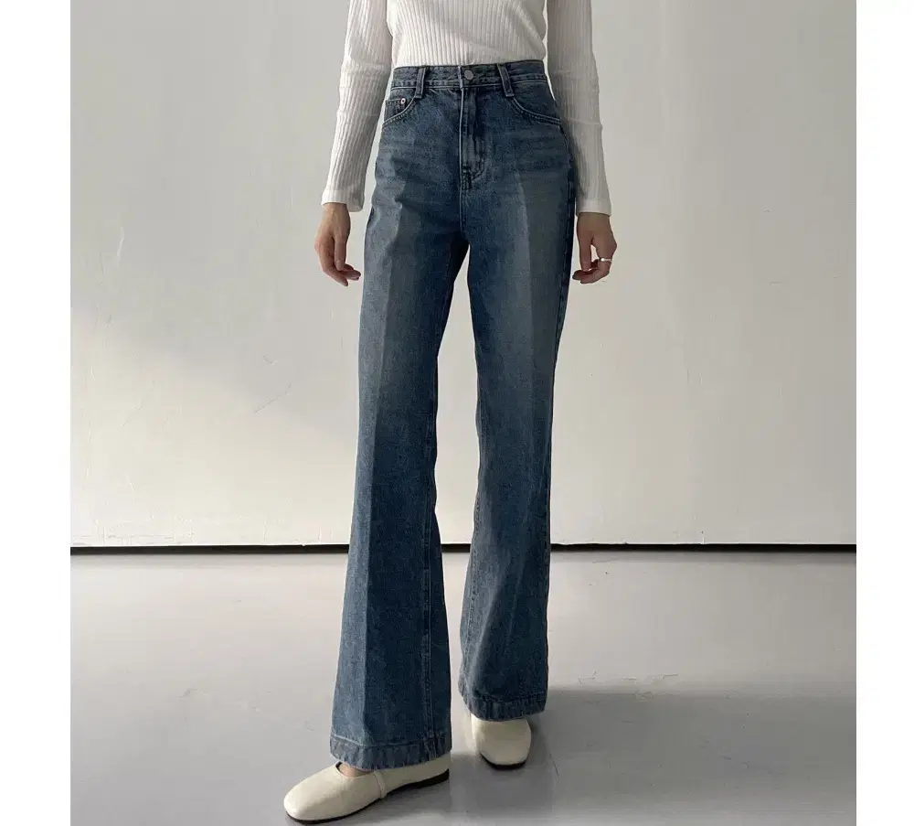 ShopWomenJeans Jeans