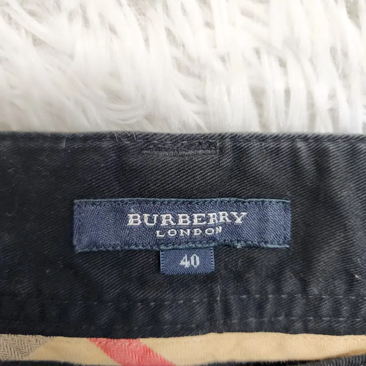 버버리 Burberry 스키니핏 블랙 데님진 흑청