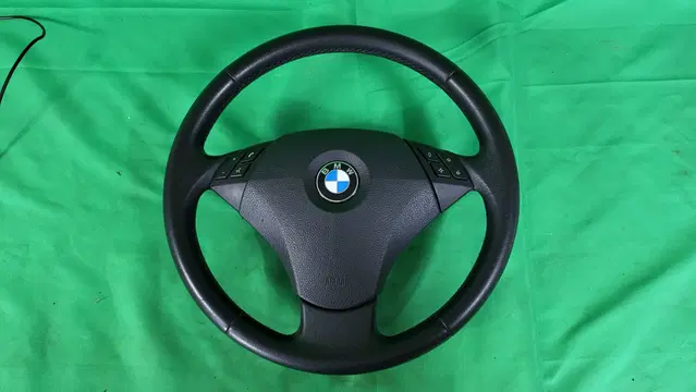 BMW E60 528i 08년식 5시리즈 후기형 핸들+에어백