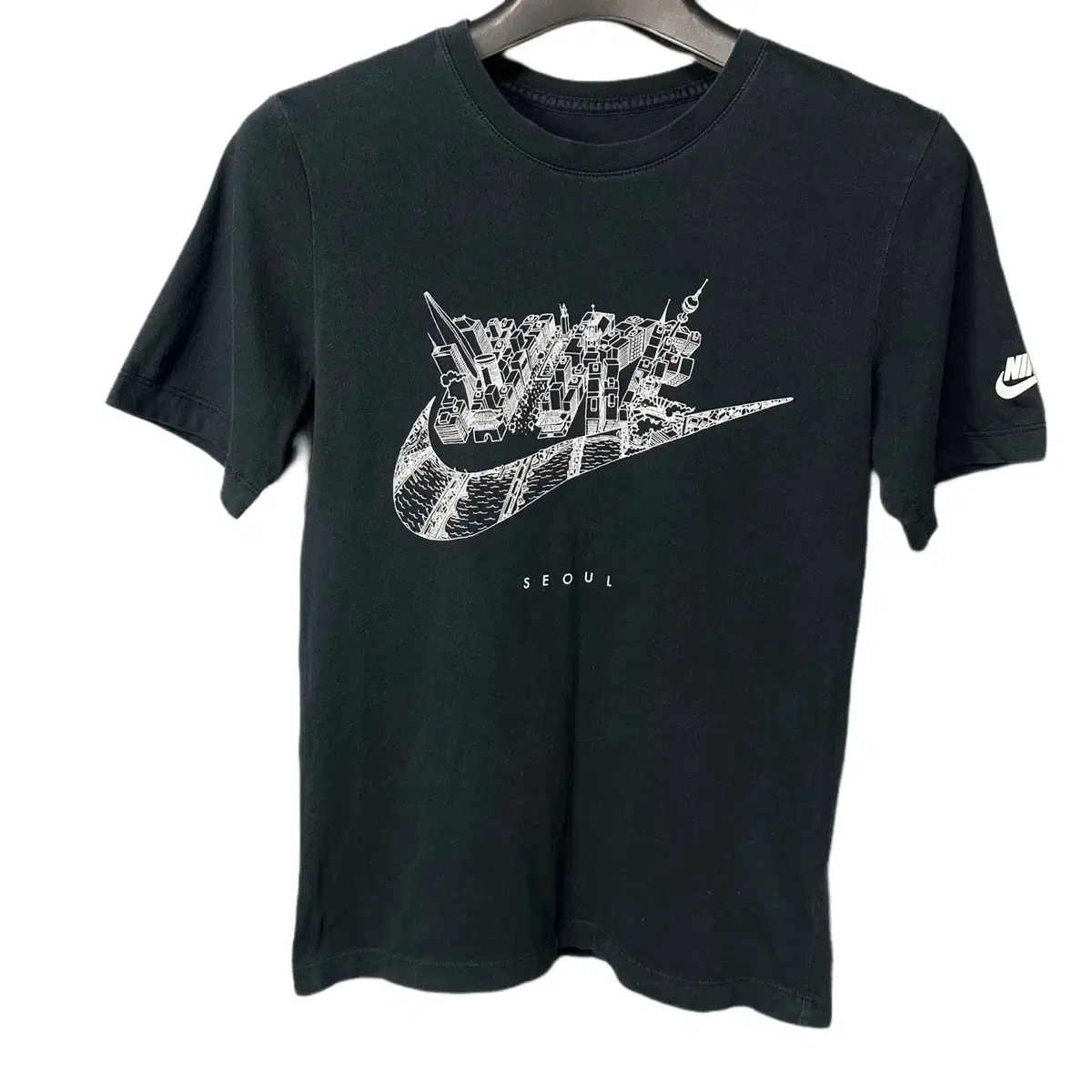 S Nike Seoul Printed Black Short Sleeve T-Shirt