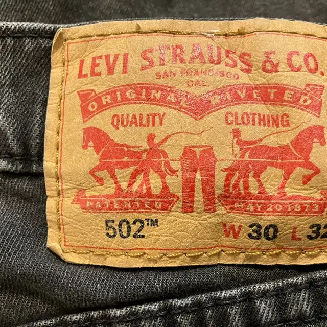 1 리바이스(Levis) 바지 W-30 L-32