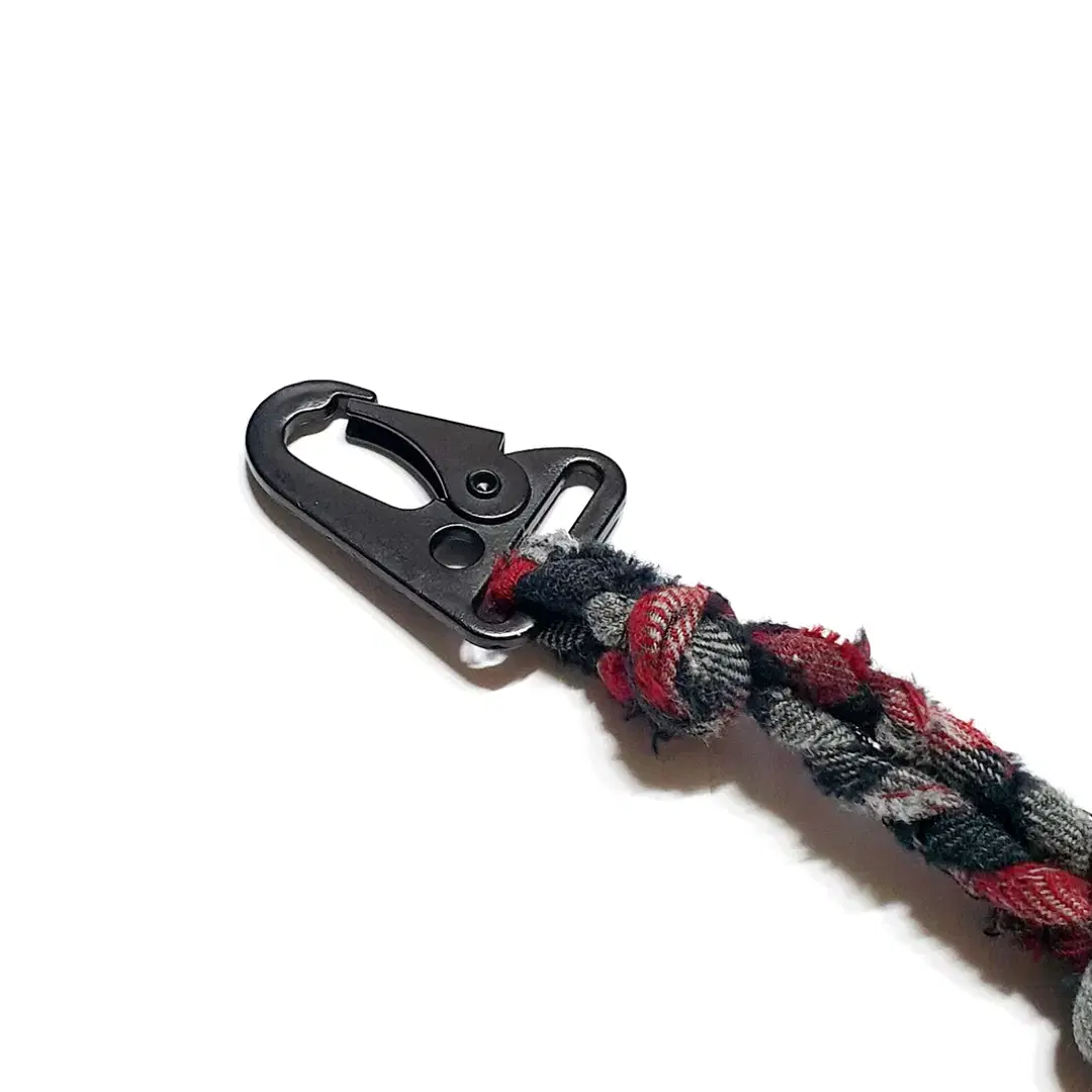 PARACHNE Weaving Key Chain RED FLANNEL