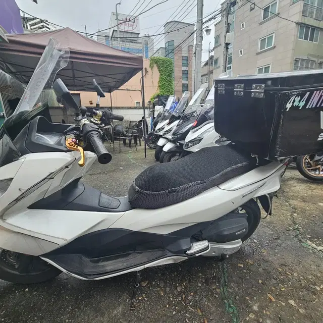 pcx 15년식 흰색 2번