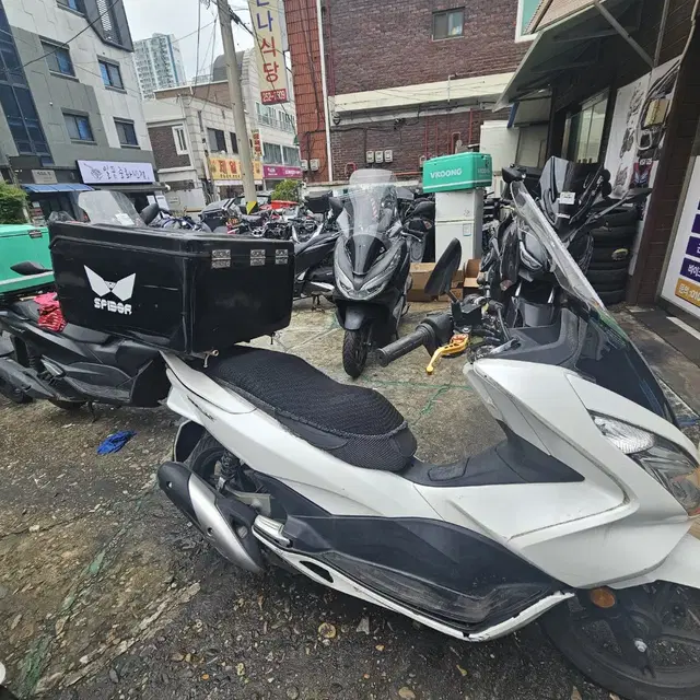 pcx 15년식 흰색 2번