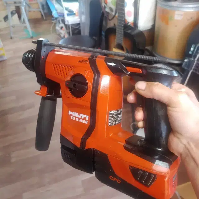 [HILTI]힐티충전함마드릴 TE6A22 AVR 2023년식 배터리까지