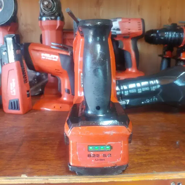 [HILTI]힐티충전함마드릴 TE6A22 AVR 2023년식 배터리까지