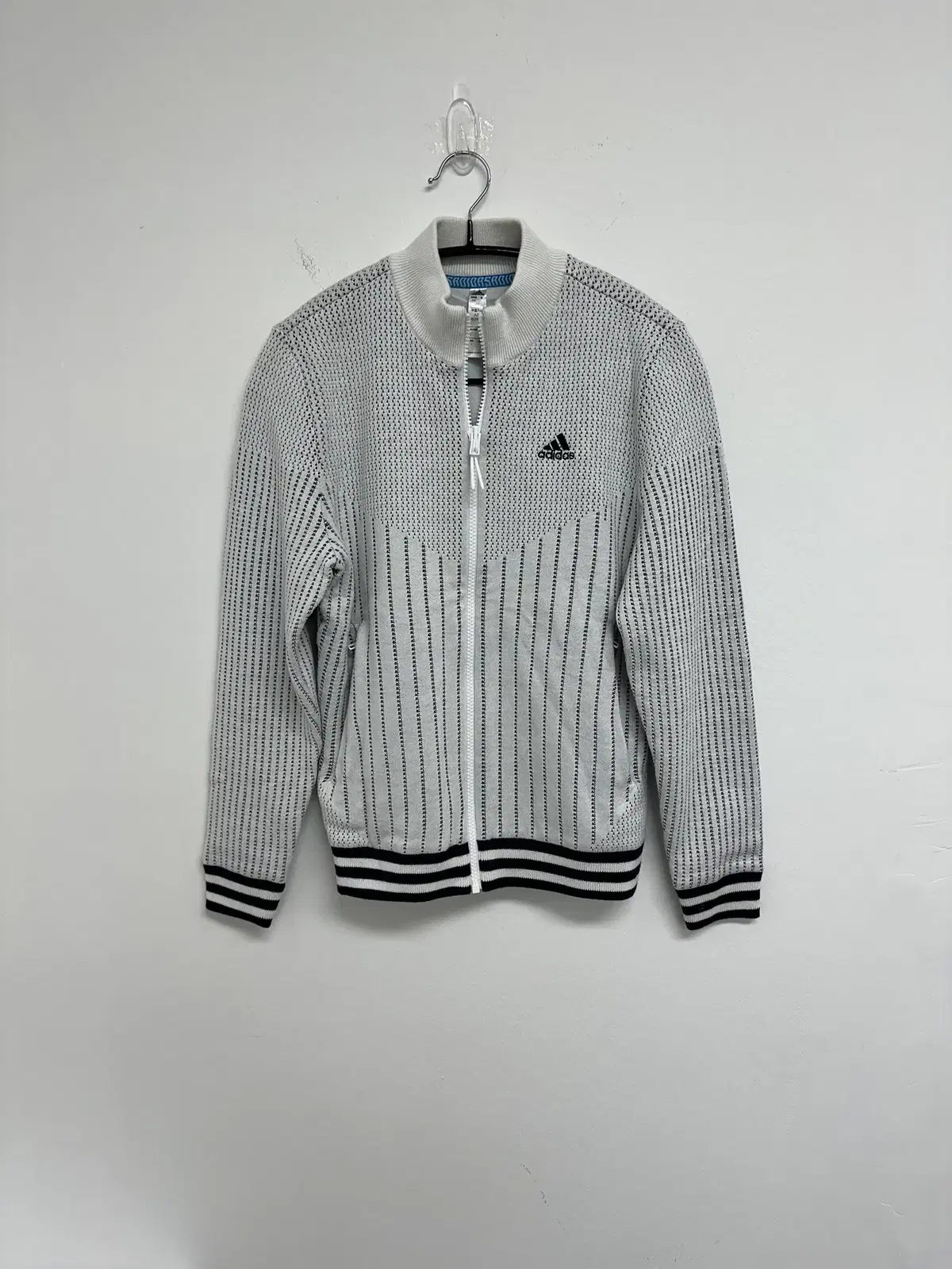 364. Adidas Knit Pattern Zip-Up_White XS