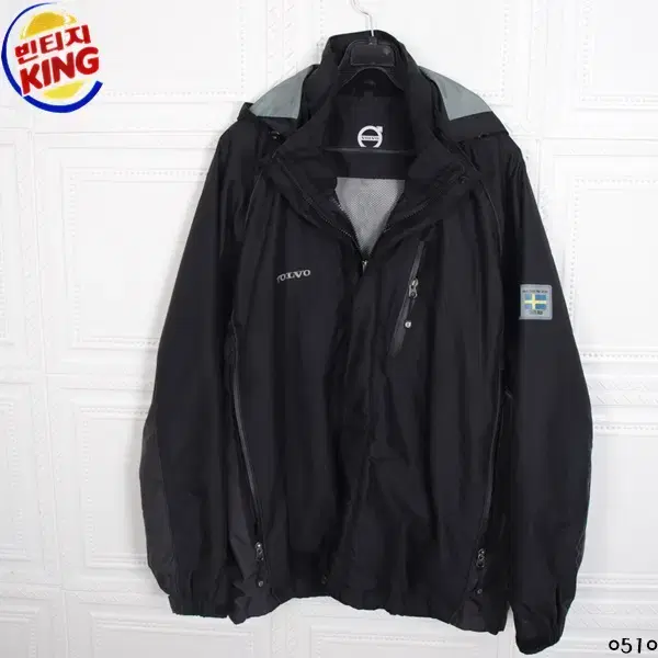 Volvo Men100 limited edition windbreaker jumper