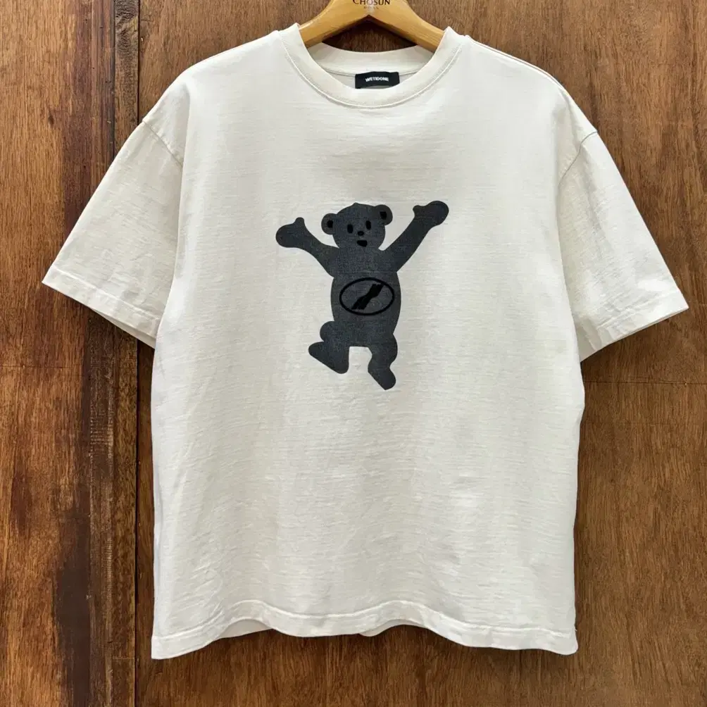 WE11DONE Weldon Teddy Bear T-Shirt