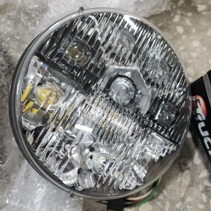 지프 Truck-Lite 7'' Round 12v LED Headlamp