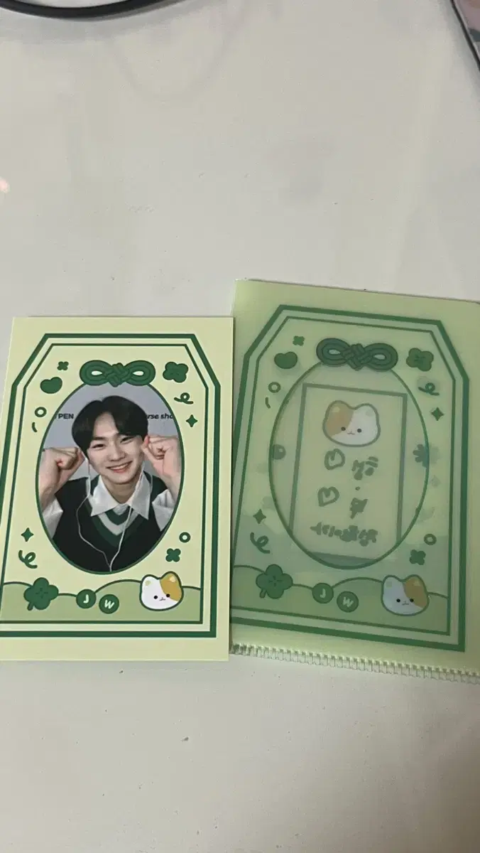 Enhypen jungwon seasons greetings lucky charm shinka