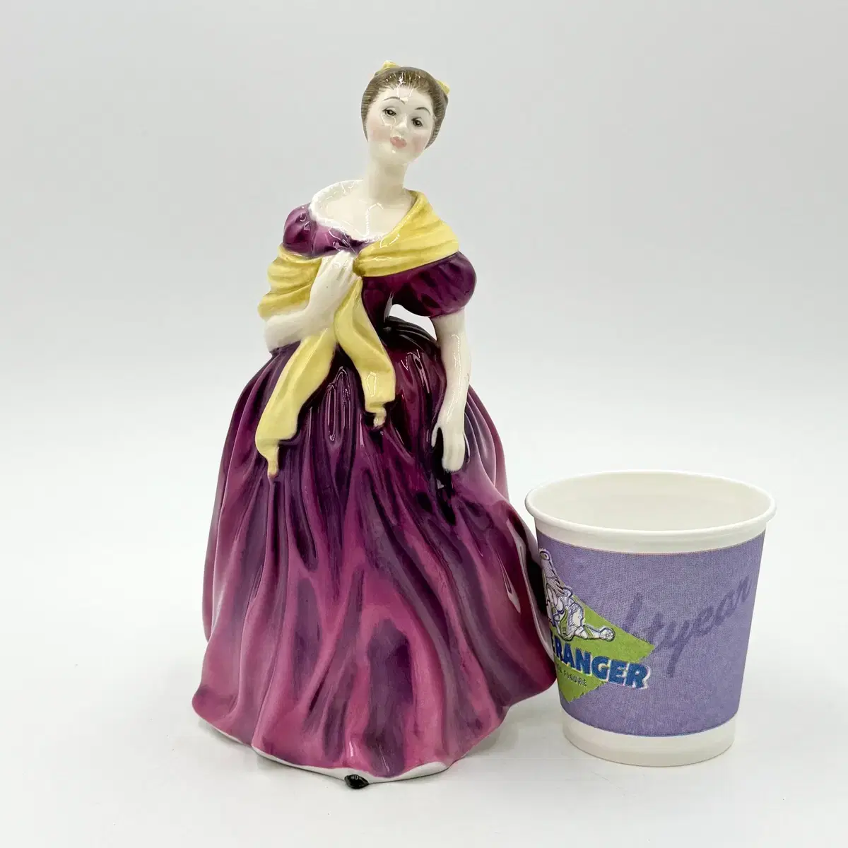 로얄덜튼 royal doulton 피겨린 도자기 인형 영국