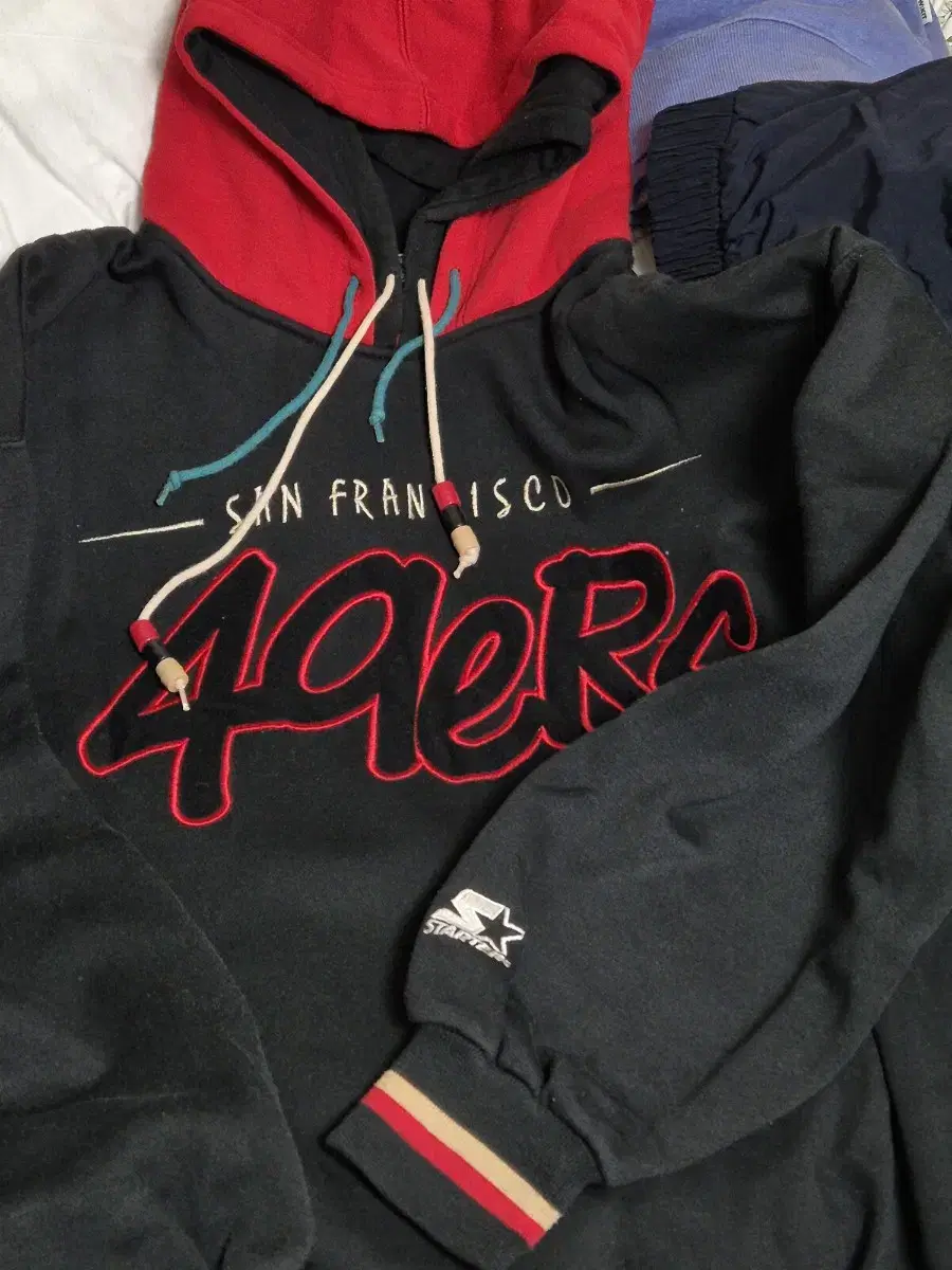 Starter hoodie