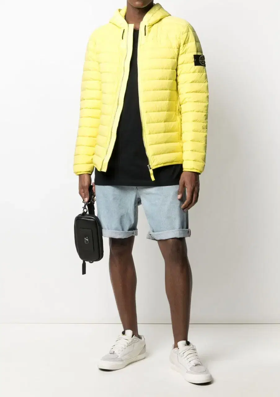 (NEW) SS21 Stone Island Roomwoven Lightweight Padding M