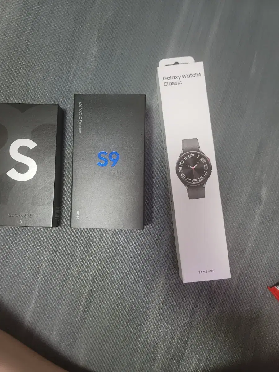 Galaxy S22 Watch 6 Galaxy S9 Gong Box