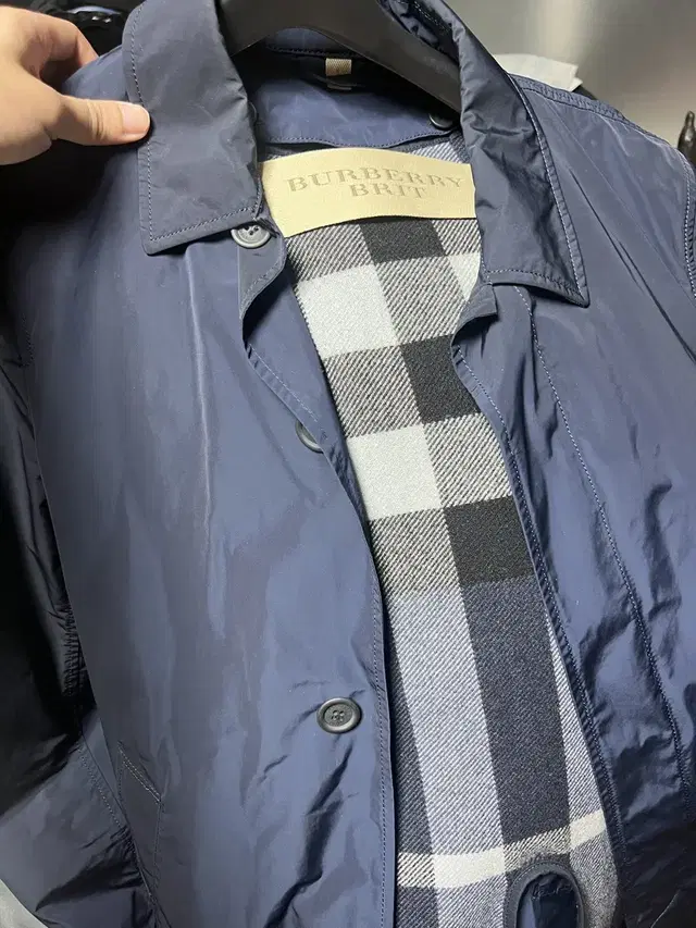 Burberry Brit 버버리 숏 트렌치 네이비 s/p