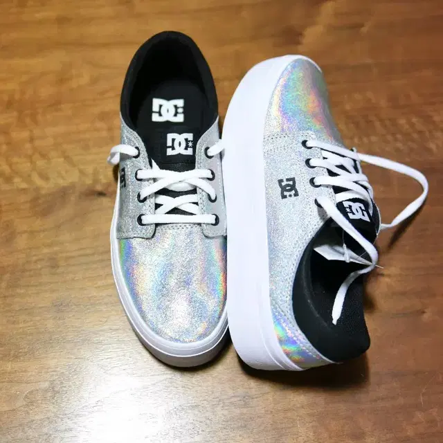 디씨슈즈 DCSHOES 260 mm