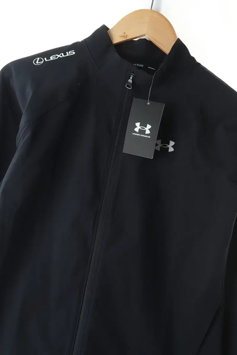 W(M) Under Armour Zip-up Windbreaker Jacket New Arrivals Black Training-CA16